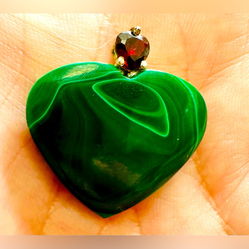 NEW Malachite & Garnet Crystal Heart Shape Silver pendant , approx 1 1/2 “